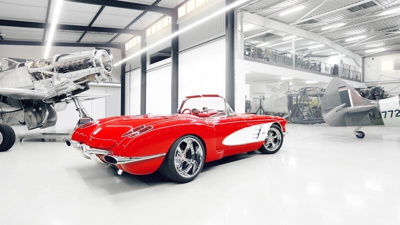 Red Classic Convertible — Clean