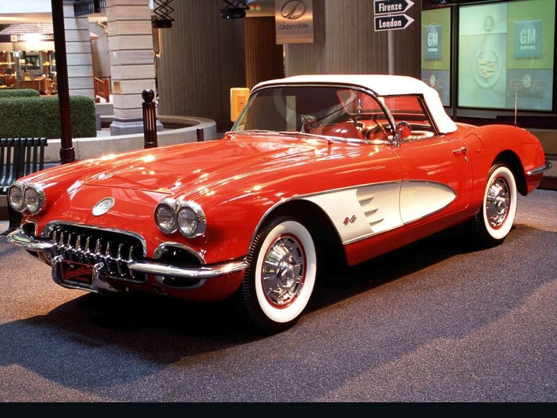 Red Classic Convertible — Showroom