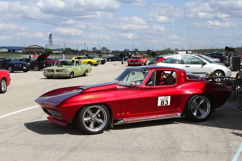 Red Classic Corvette — Outdoor
