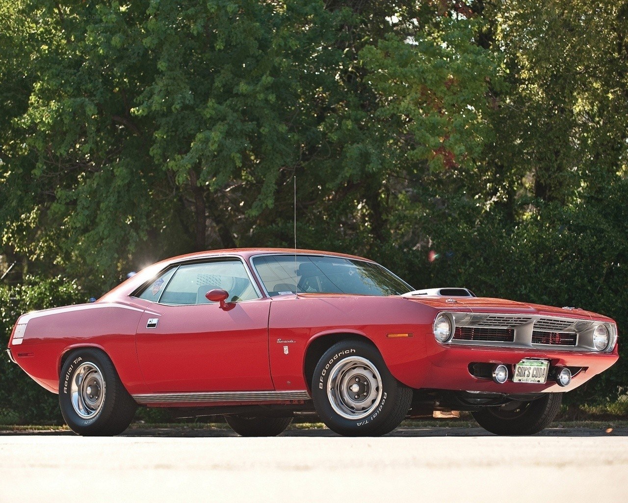 Red classic muscle car
