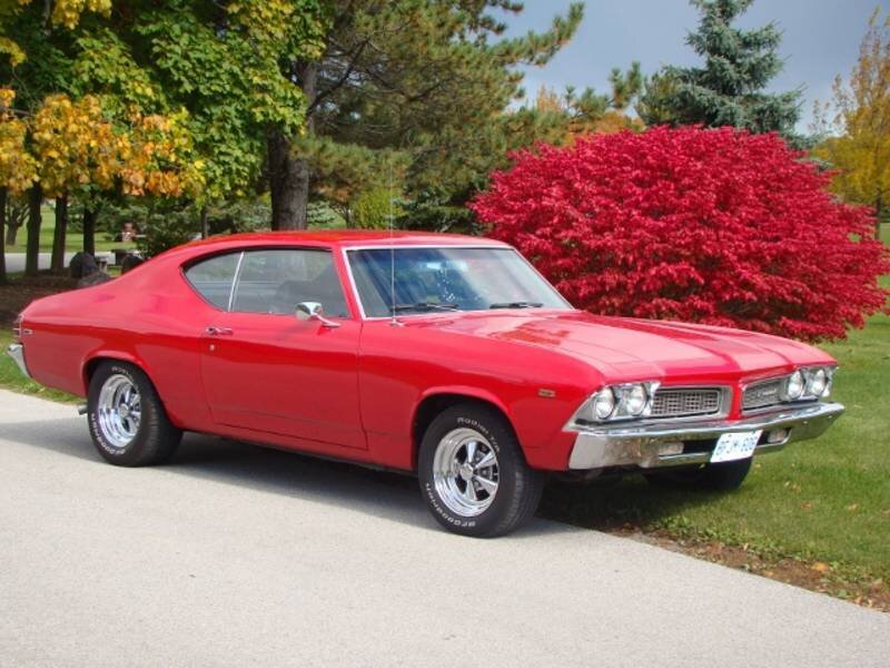Red Classic Muscle Car — Calm, Autumn