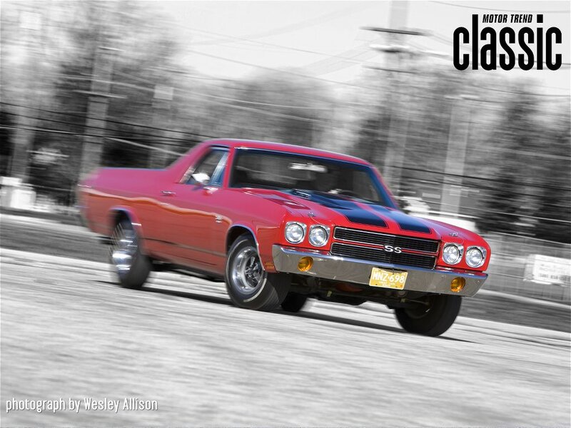 Red Classic Pickup Truck — Dynamic