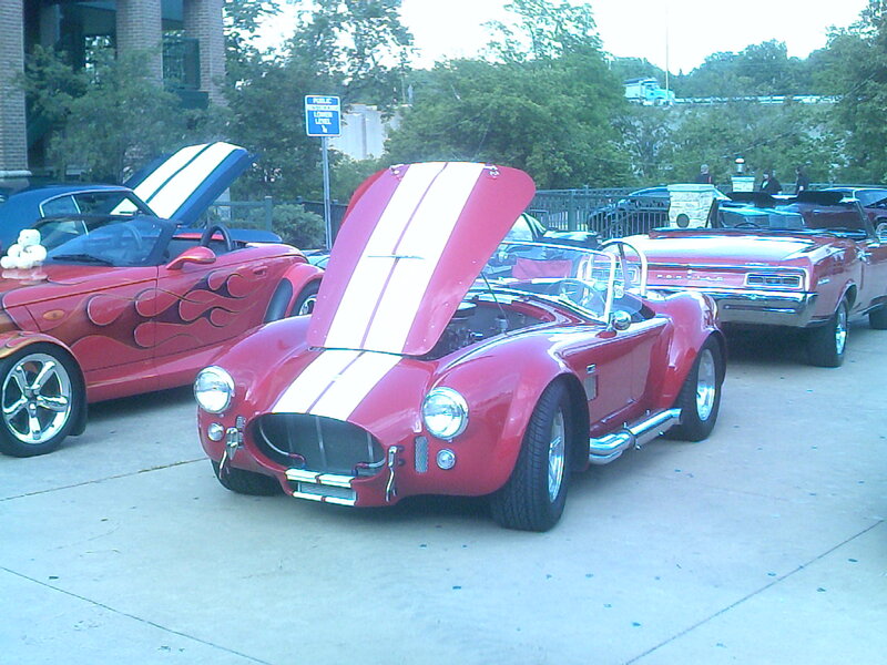 Red Classic Sports Car — Calm