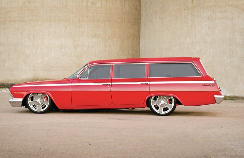 Red Classic Station Wagon — Calm, Photograph