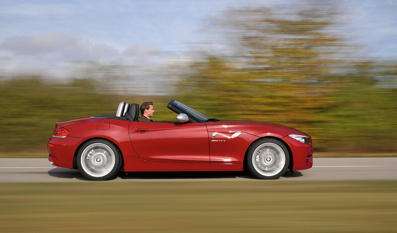 Red Convertible Car — Dynamic