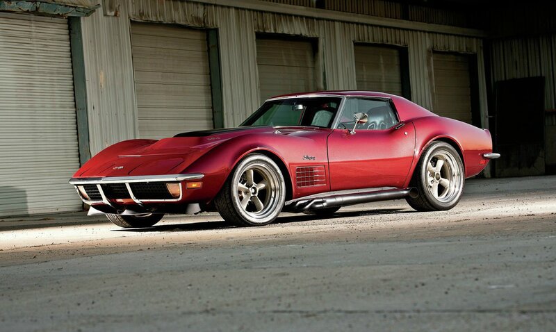 Red Corvette C3 — Dramatic