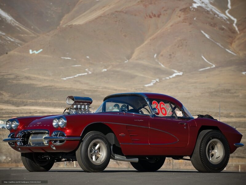 Red Corvette race car