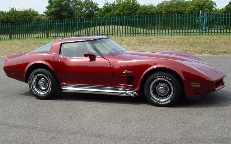 Red Corvette Stingray — Calm