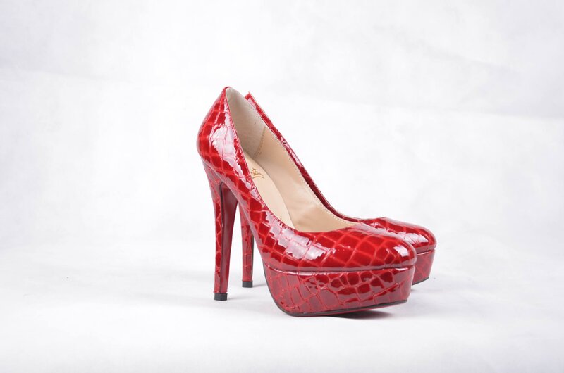 Red Crocodile-pattern Heels