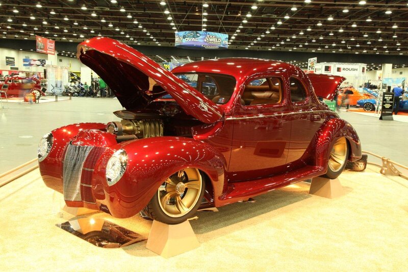 Red Custom Car — Showcase, Photograph
