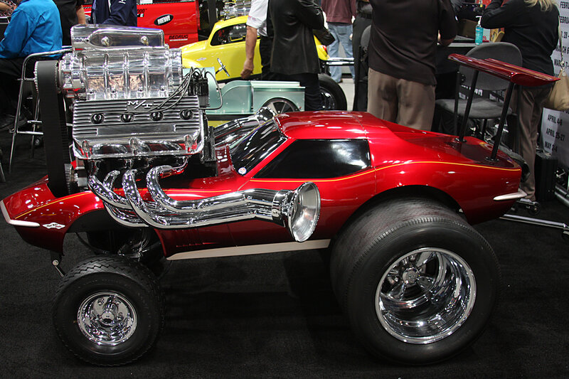 Red Custom Car — Showroom, Photograph