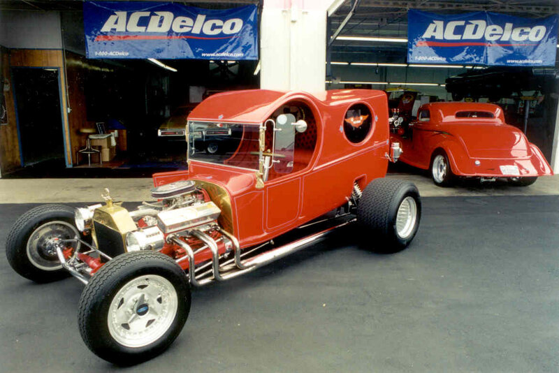 Red Custom Hot Rod — Showroom, Photograph