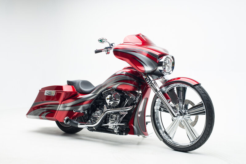 Red Custom Motorcycle — Showcase, Photograph