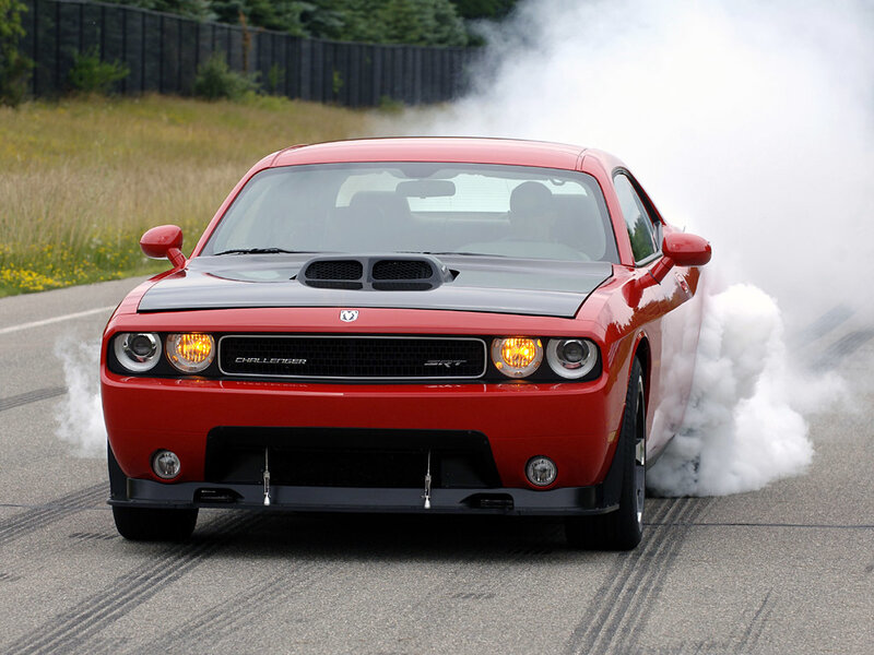 Red Dodge Challenger — Dynamic