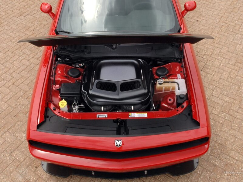 red dodge challenger engine
