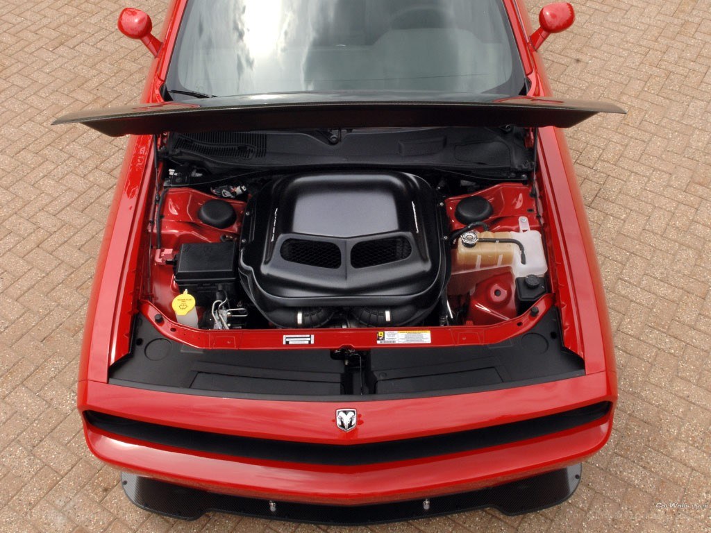red dodge challenger engine