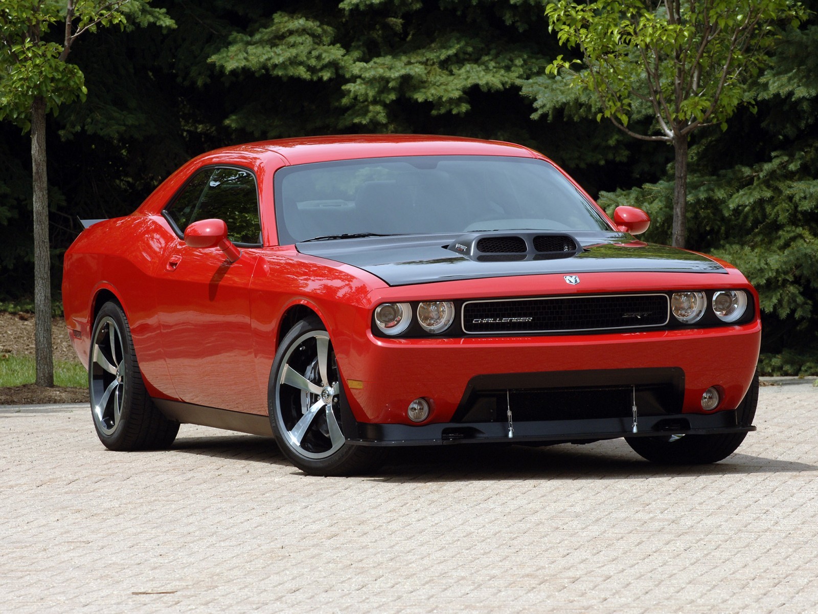 Red Dodge Challenger SRT8