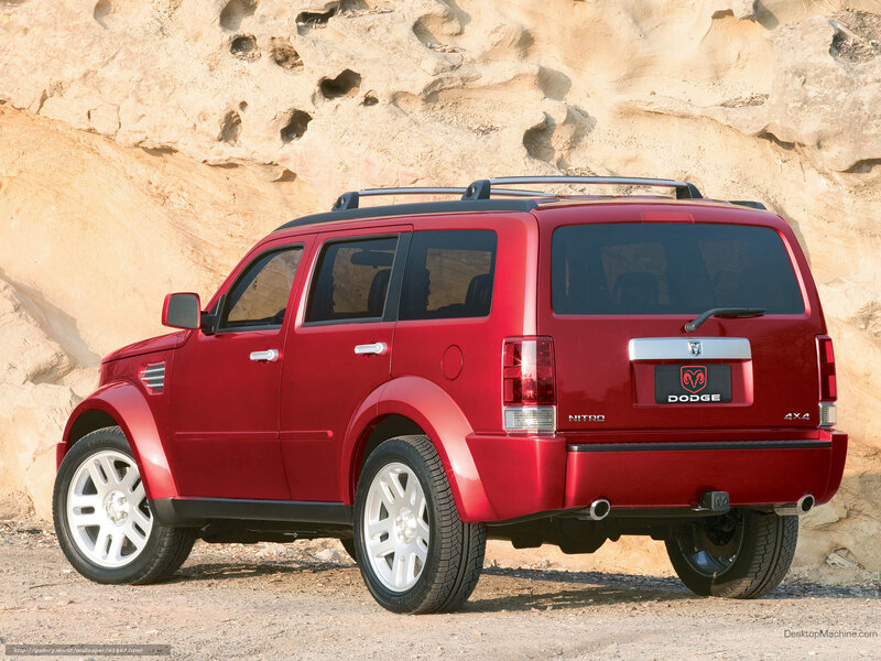 Red Dodge Nitro Suv — Outdoor