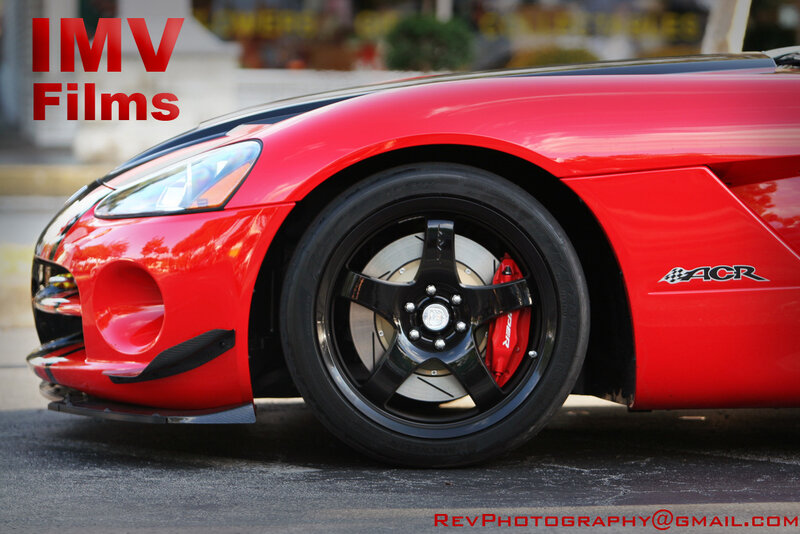 red dodge viper acr