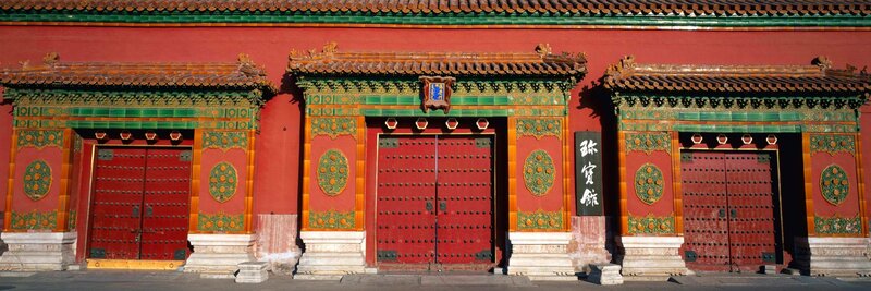 Red doors of a Chinese palace