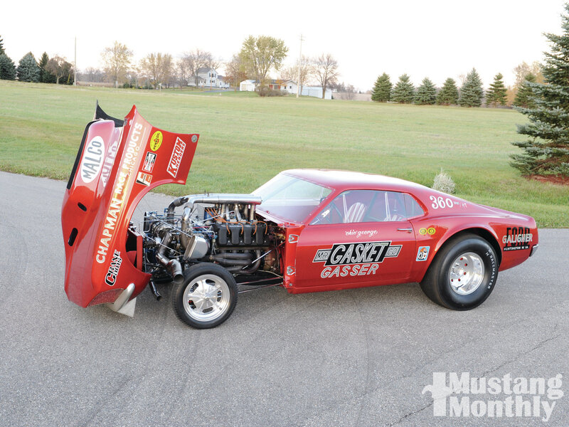 Red Drag Racing Car — Calm