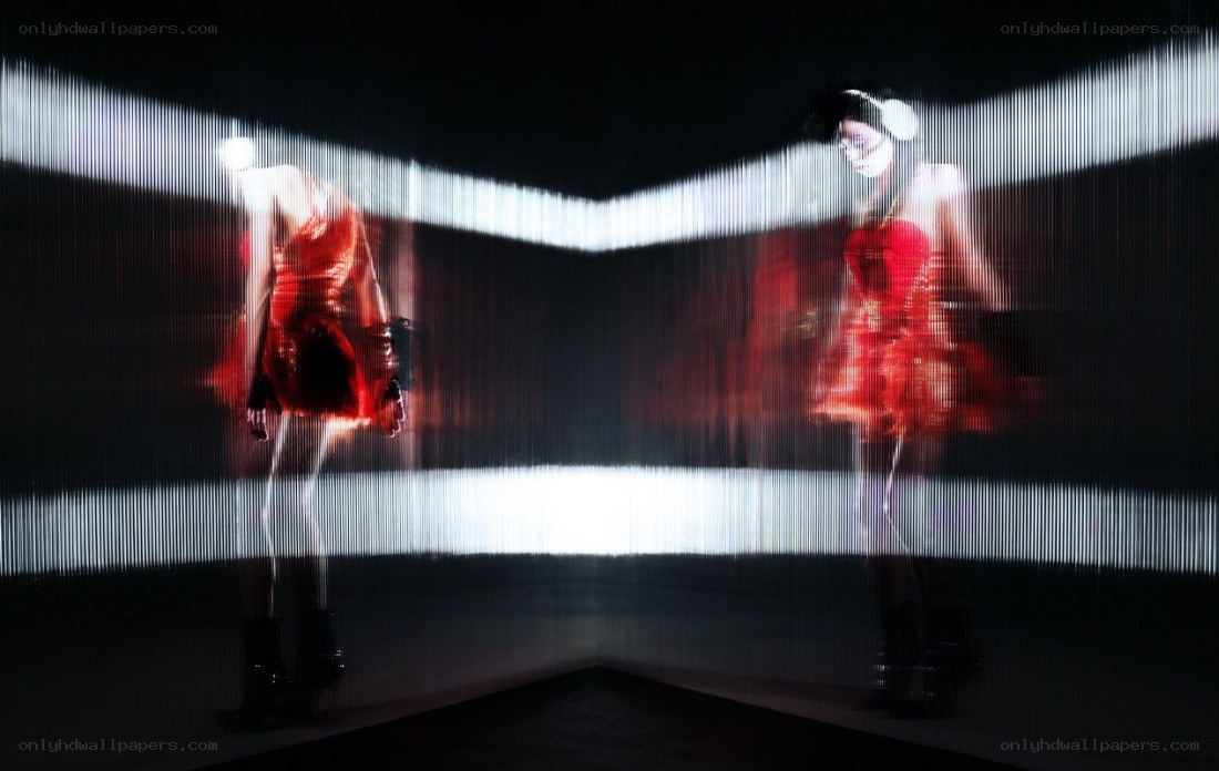 Red dress motion blur performance