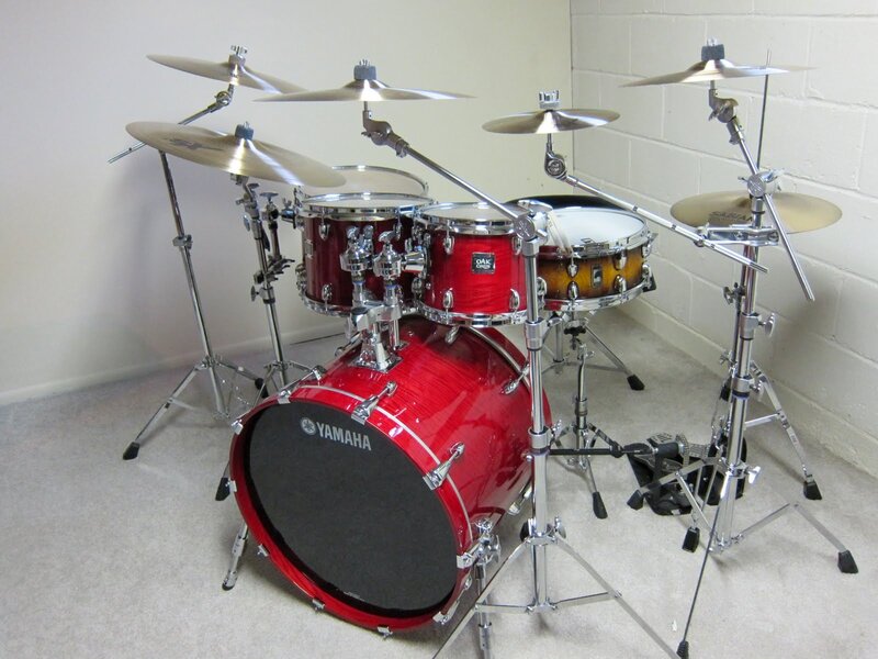 Red Drum Set — Neutral