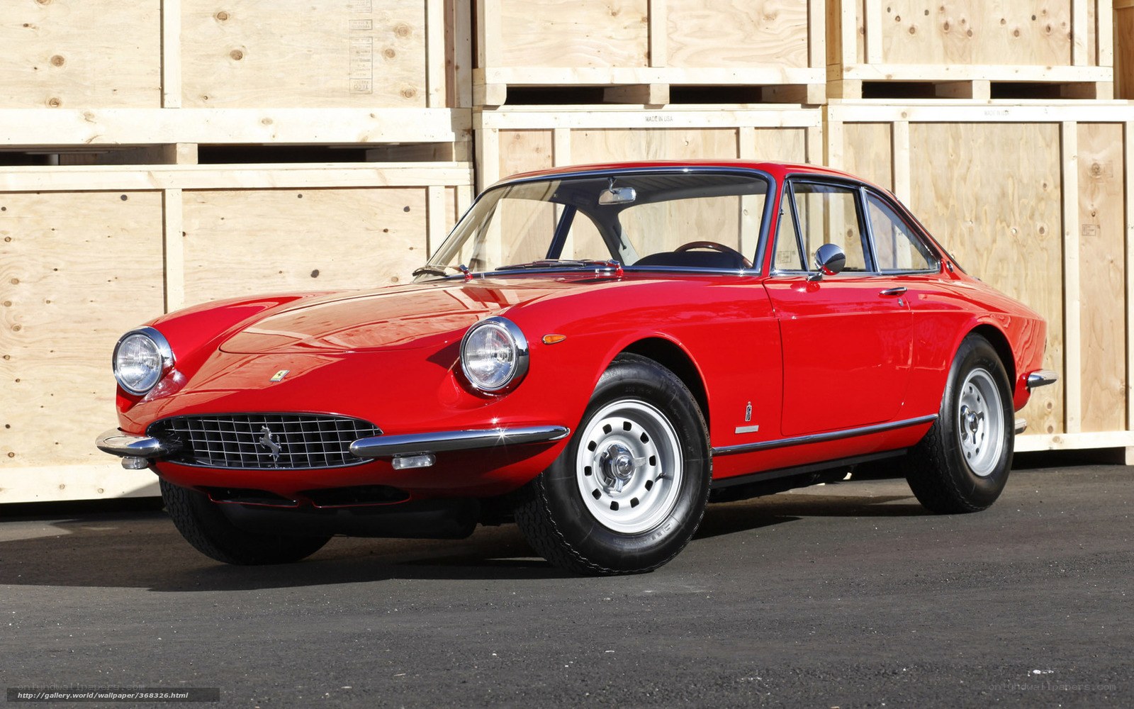 Red Ferrari 275 GTB