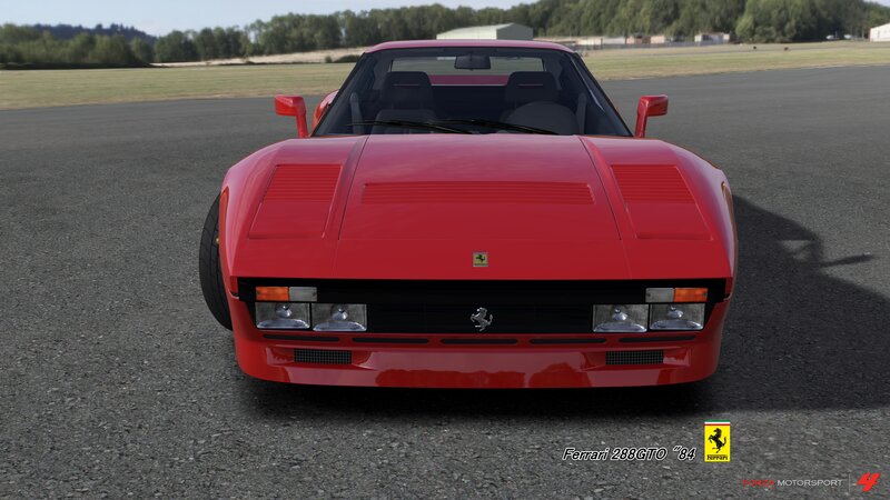 Red Ferrari 288 Gto — Calm