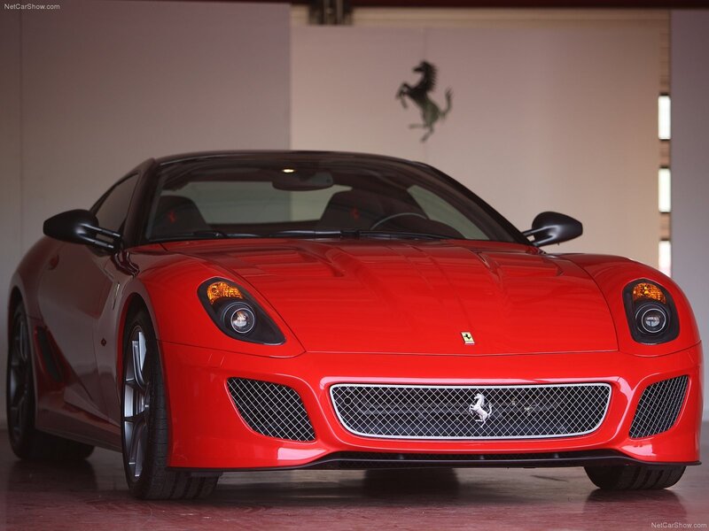 Red Ferrari 599 GTB Fiorano