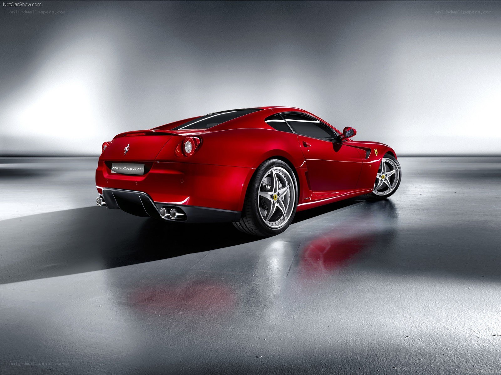 Red Ferrari 599 GTO