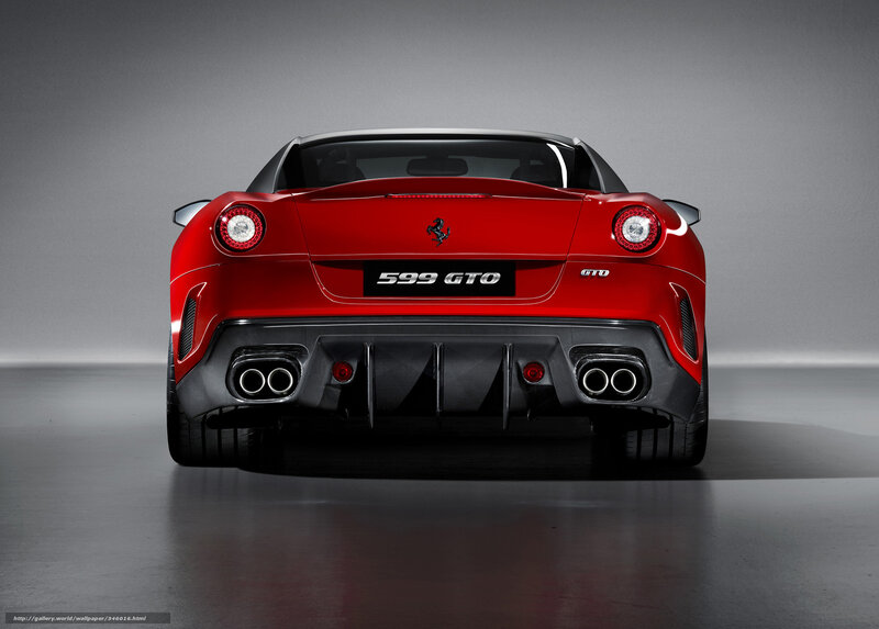 Red Ferrari 599 Gto — Dramatic