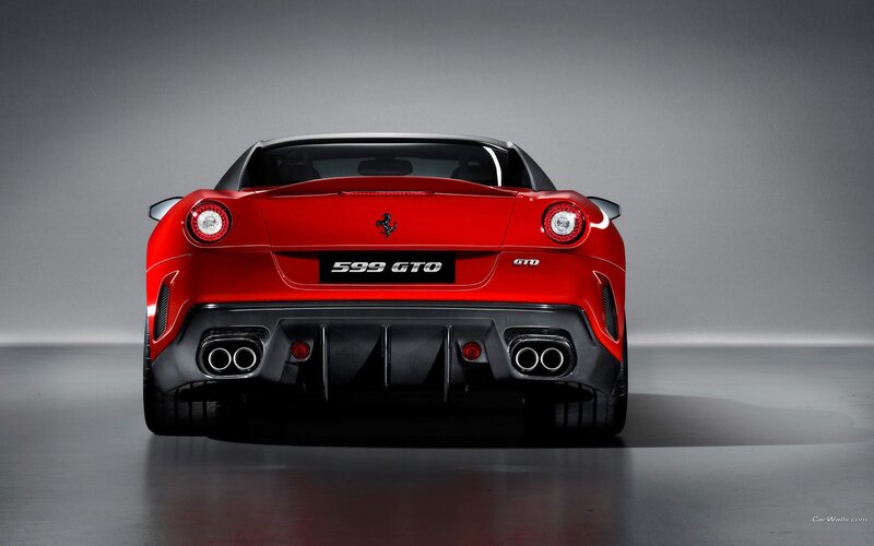 Red Ferrari 599 GTO rear view