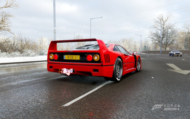 Red Ferrari F40 — Cold