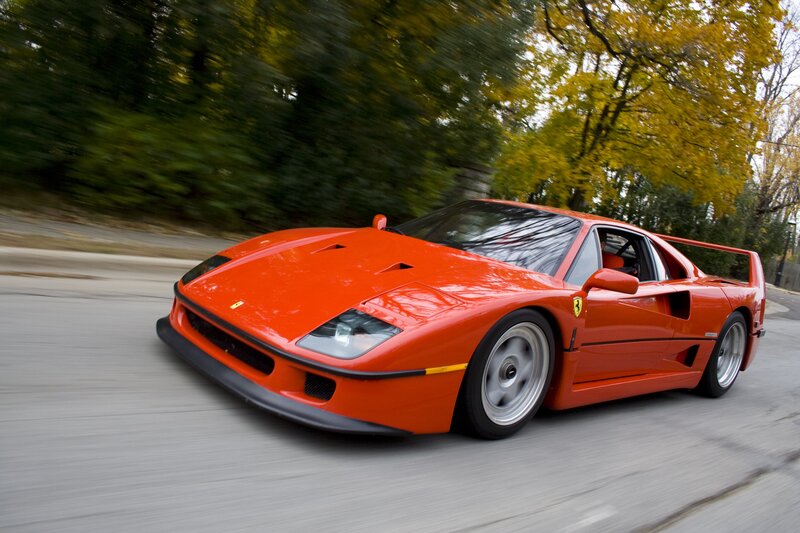 Red Ferrari F40 in motion