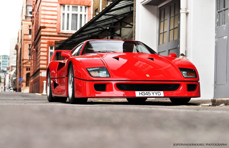 Red Ferrari F40 — Urban, Afternoon