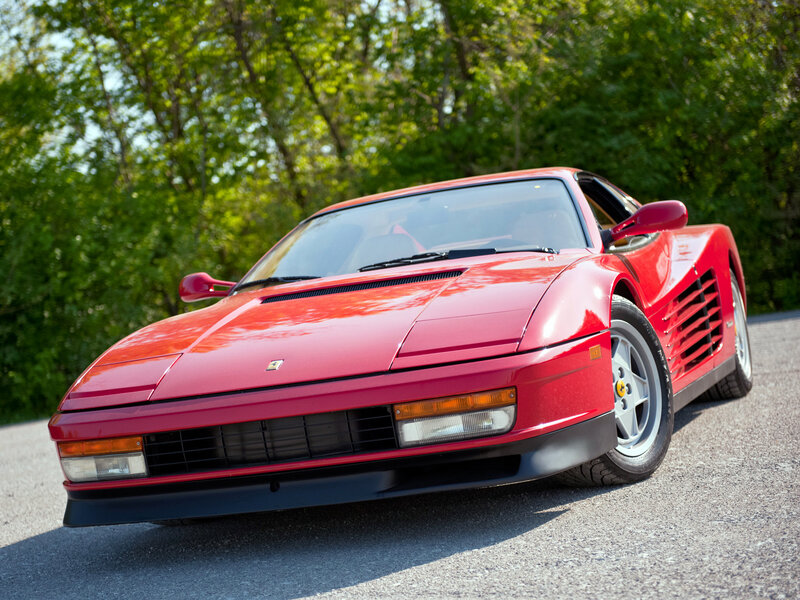 Red Ferrari Testarossa — Calm