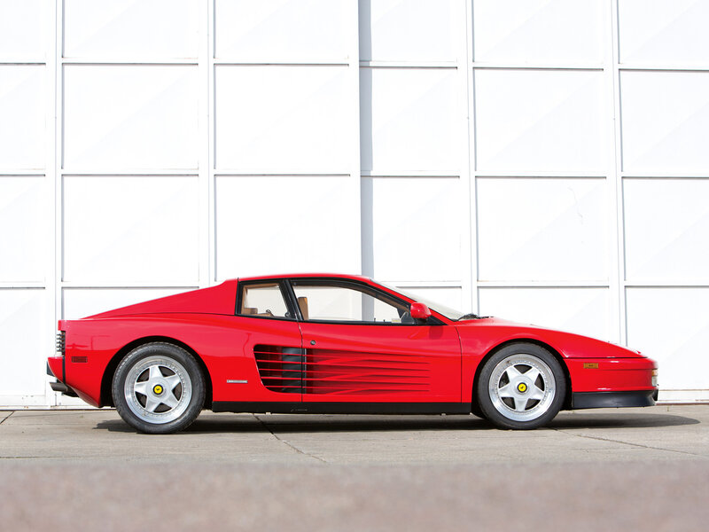 Red Ferrari Testarossa — Neutral