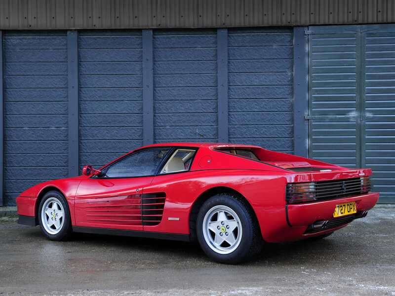 Red Ferrari Testarossa — Static, Photograph