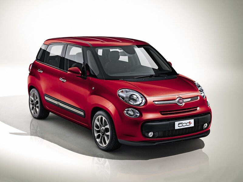 Red Fiat 500l Car — Neutral