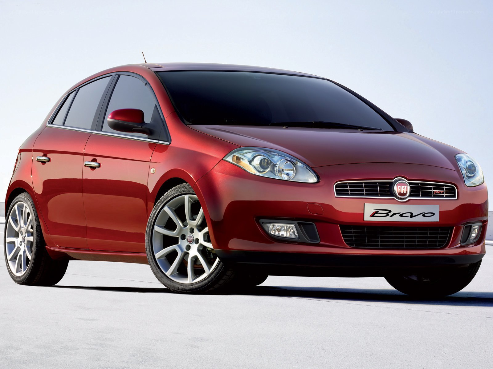 Red Fiat Bravo hatchback