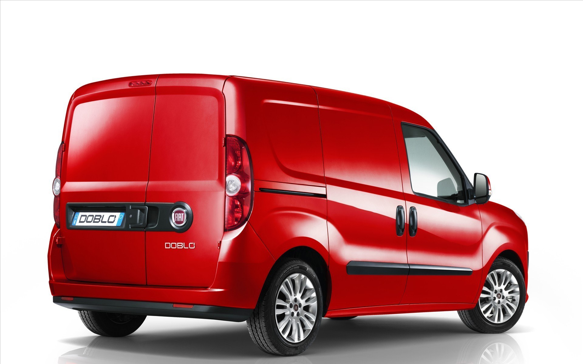 Red Fiat Doblo van