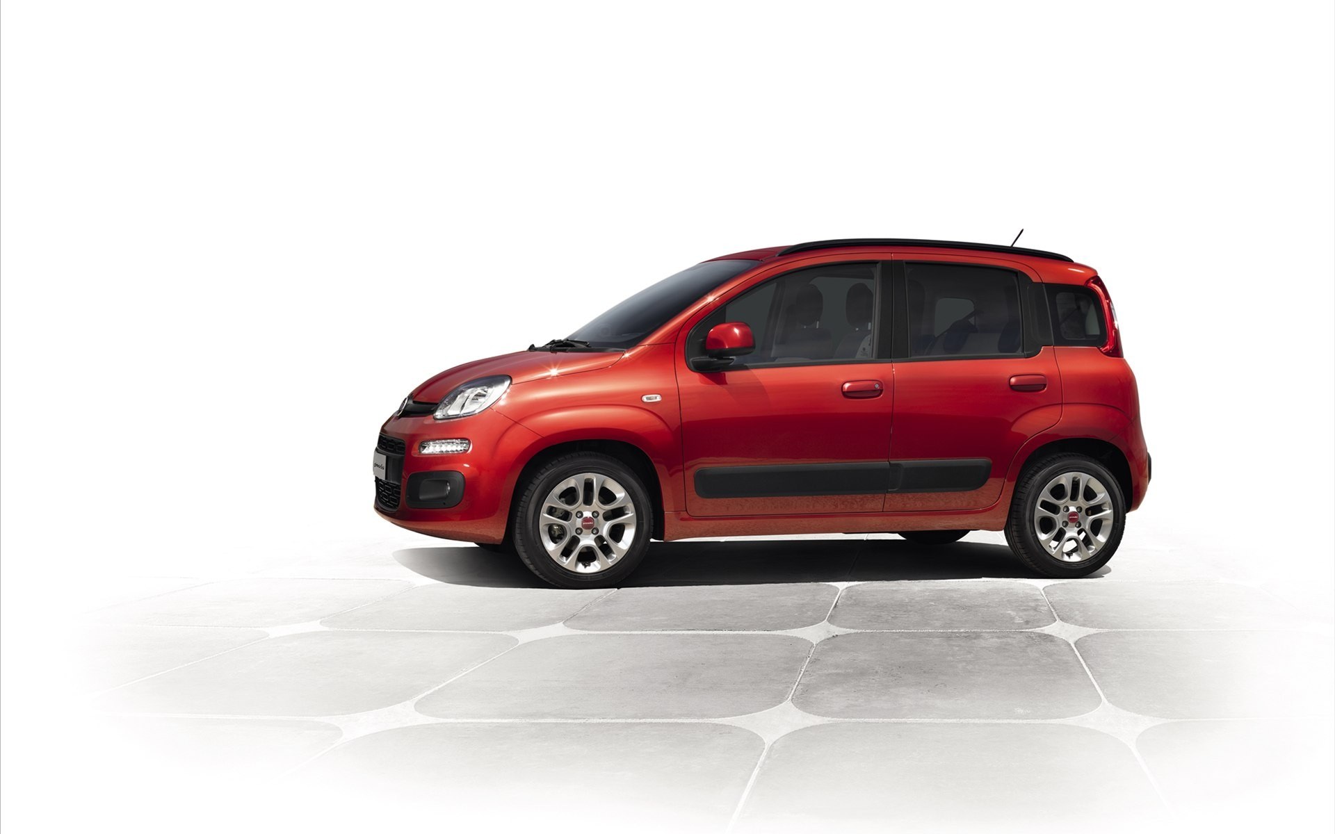 red fiat panda car