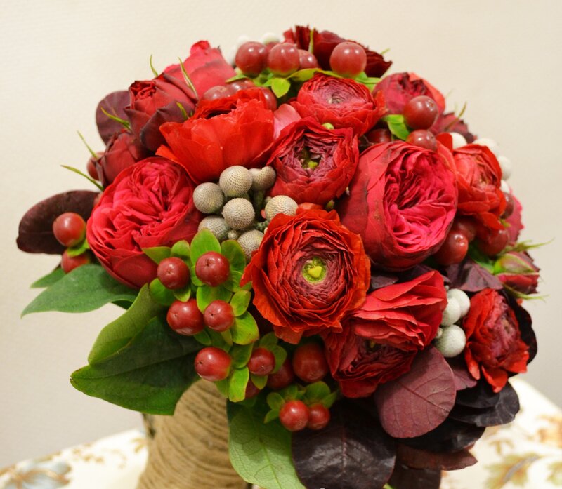 Red Floral Bouquet — Festive, Photograph