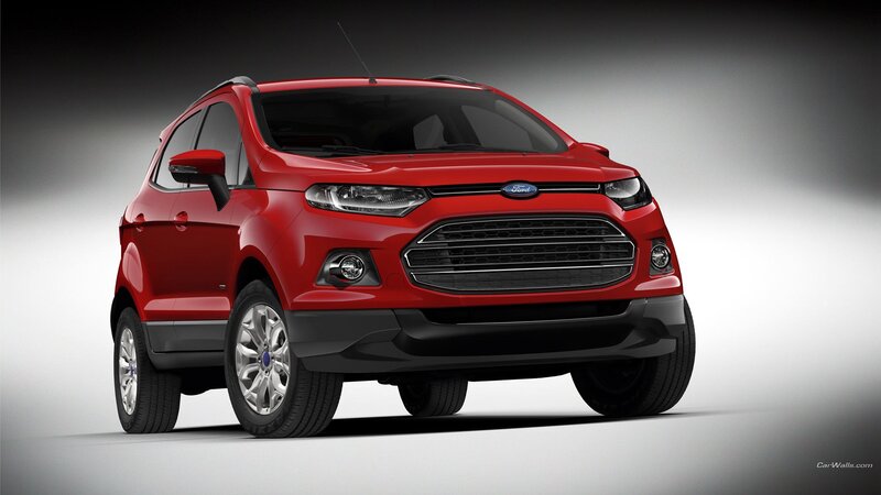 Red Ford EcoSport — Dramatic