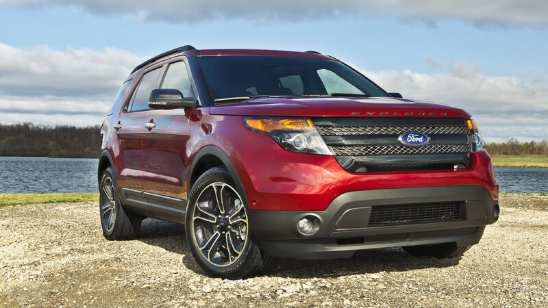 Red Ford Explorer Suv — Serene