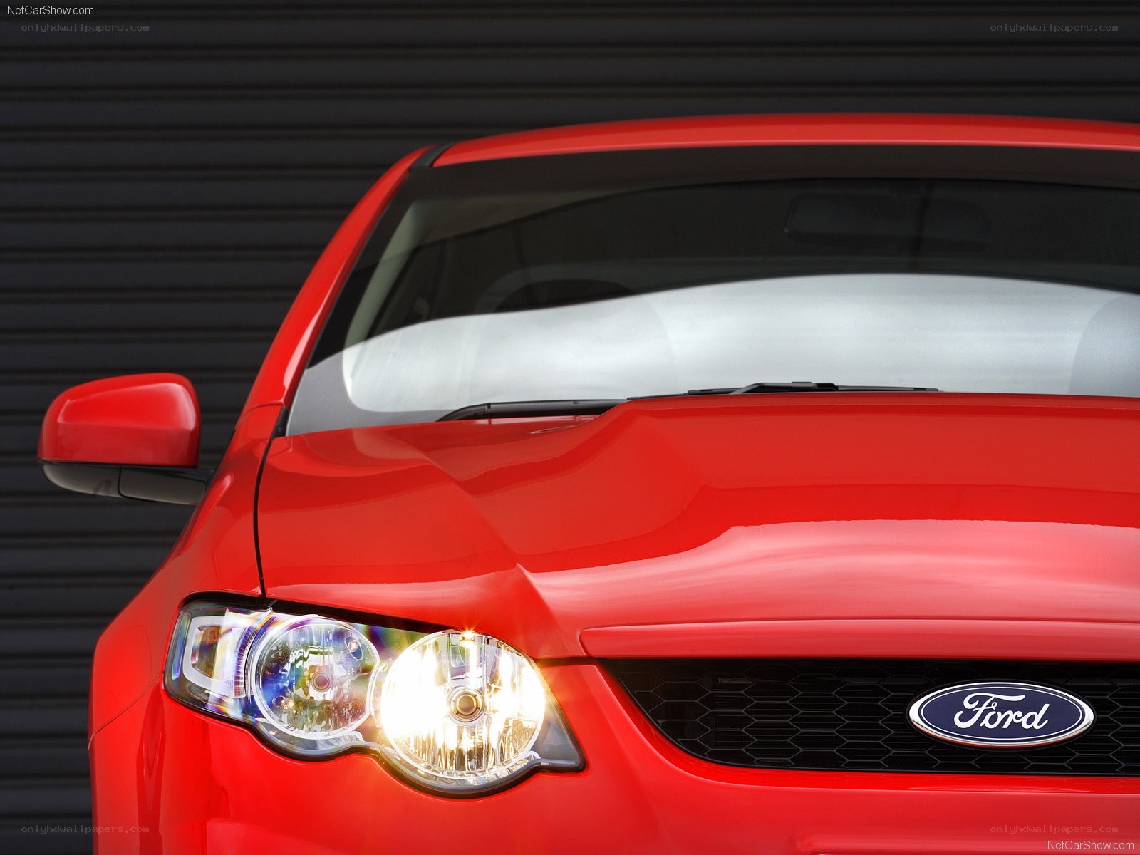 Red Ford Falcon GT