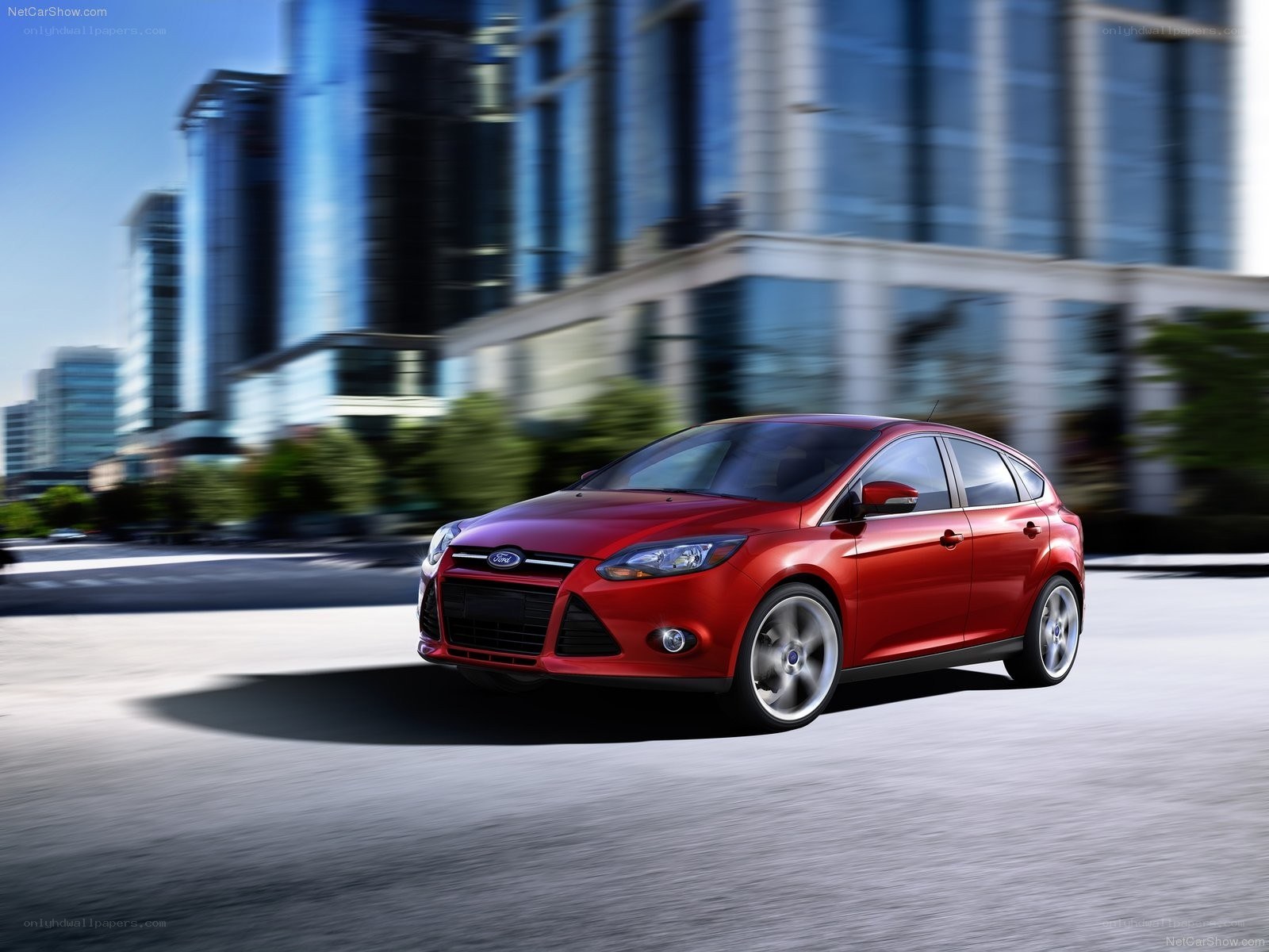 Red Ford Focus in city