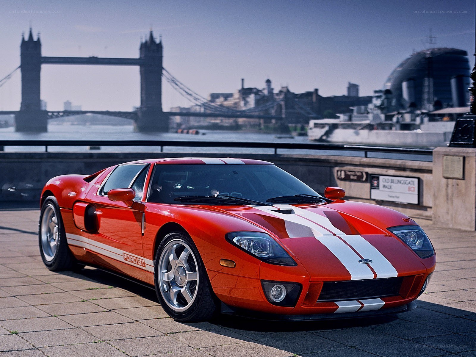 Red Ford GT by Tower Bridge