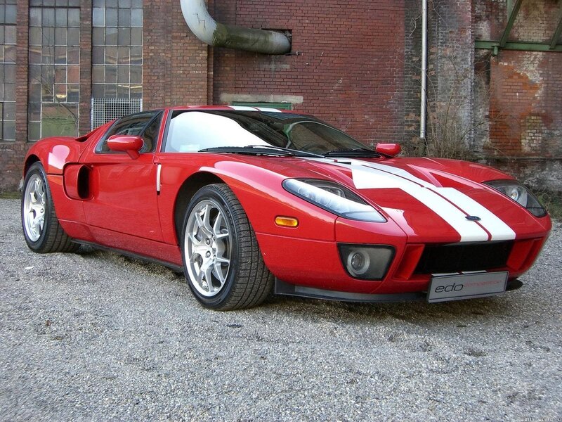Red Ford GT sports car